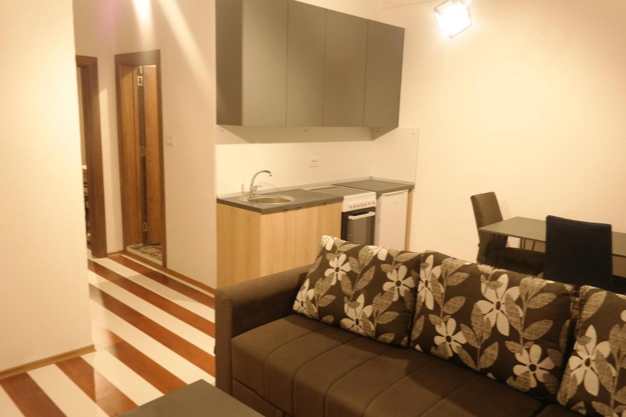 Villa Family Куманово Экстерьер фото
