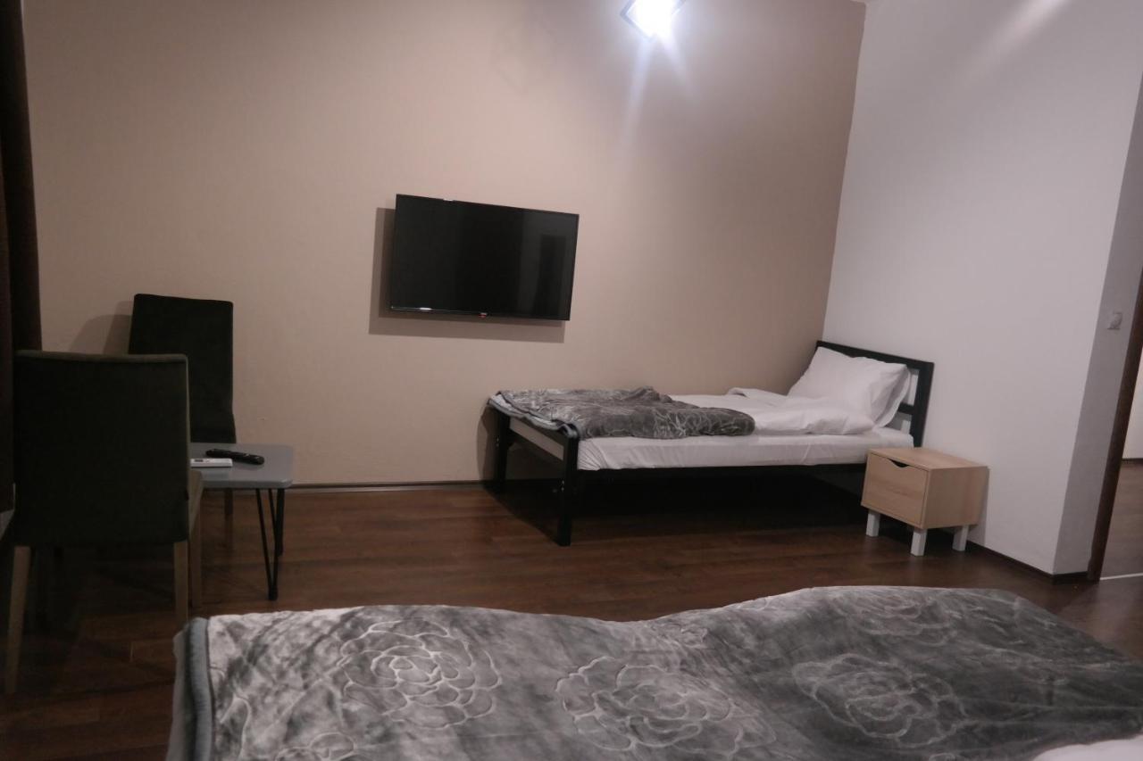 Villa Family Куманово Экстерьер фото